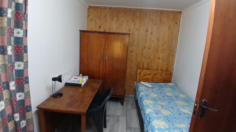 10 Bedroom Property for Sale in Brandwag Free State